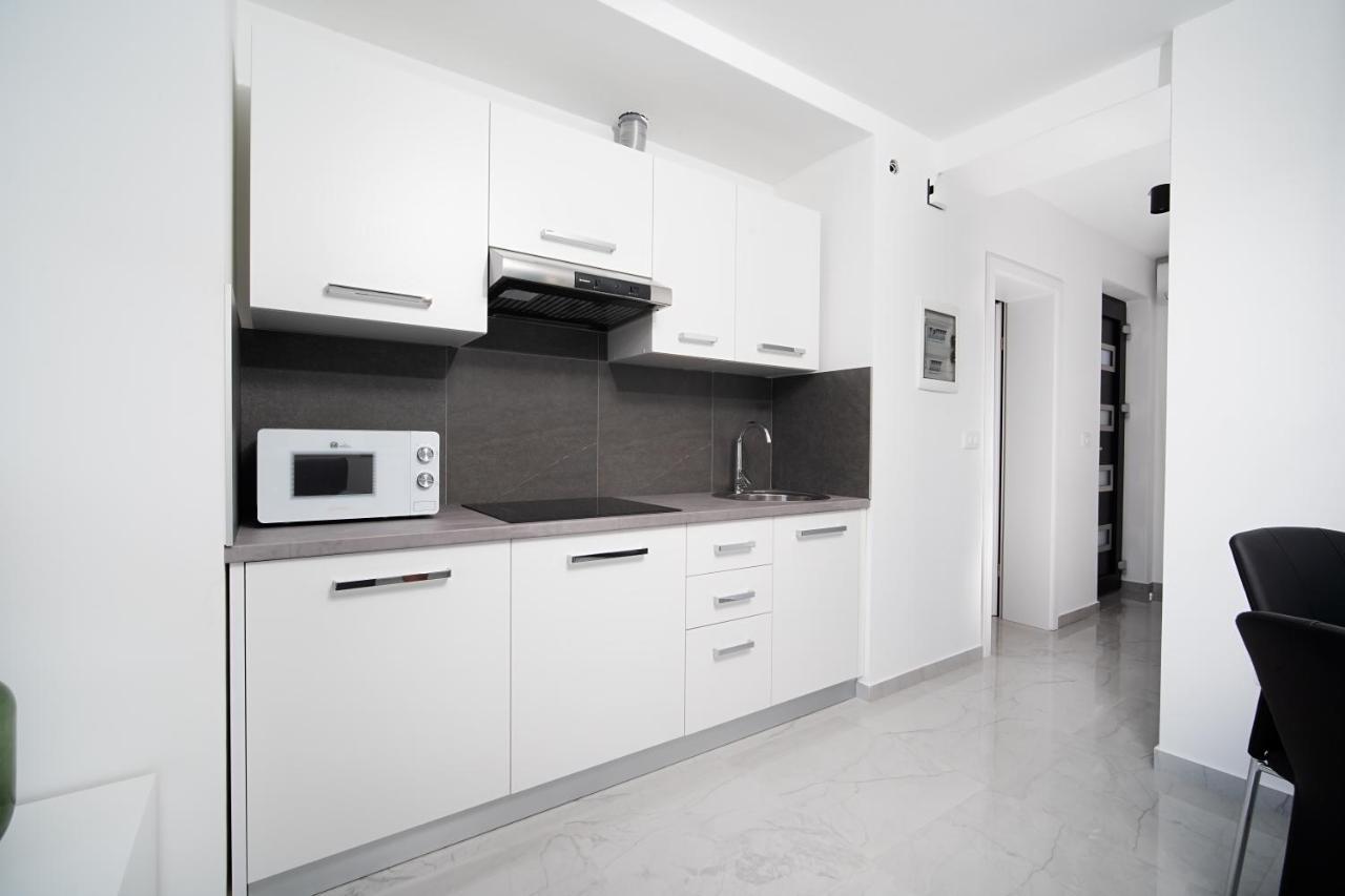 Villa Apartments Lela Rabac Exterior foto
