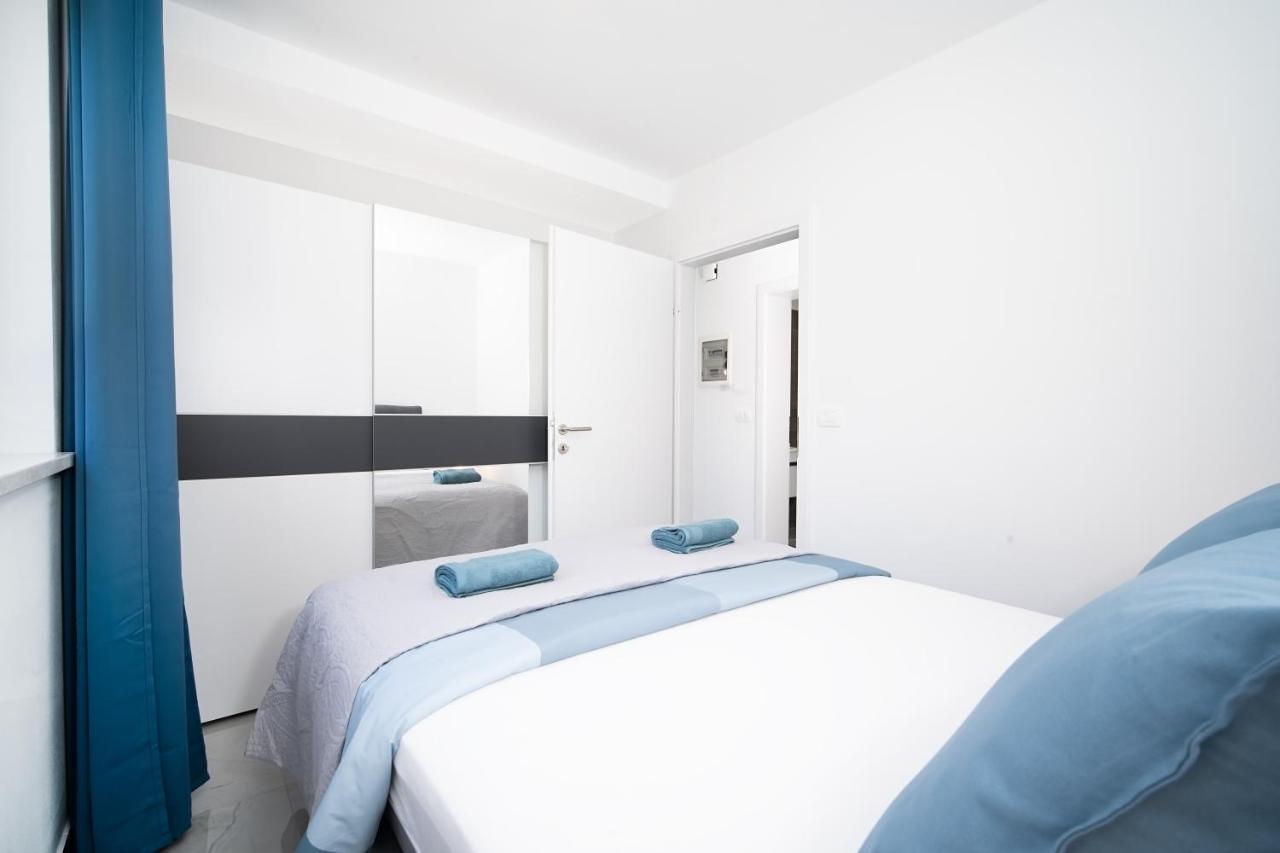 Villa Apartments Lela Rabac Exterior foto
